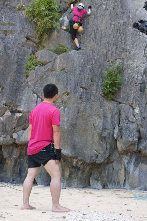 Nhan Phúc Vinh - Linh Chi cạo trọc đầu - 9