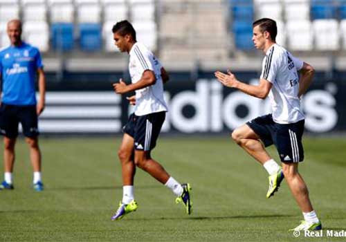 Bale chăm chỉ tập luyện trước derby - 3