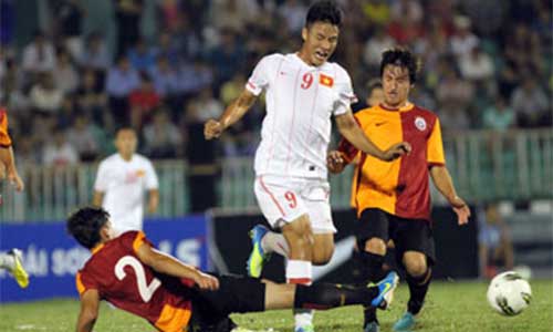 U23 Việt Nam - U23 Galatasaray (2-1): Ai học ai? - 1