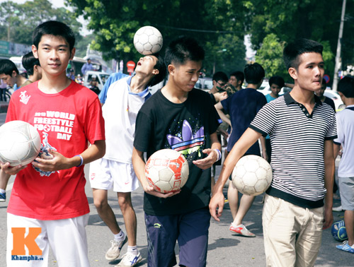 Giới trẻ Hà Thành táo bạo nhảy Gangnam Style - 12