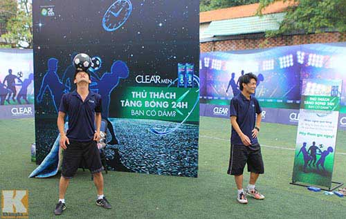 "Thử thách tâng bóng 24h" cuốn hút giới trẻ - 5