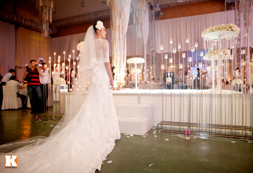 Ngọc Thạch gây sốc với đám cưới tiền tỷ - 5