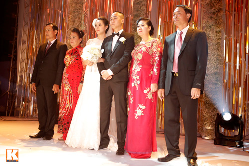 Ngọc Thạch gây sốc với đám cưới tiền tỷ - 9