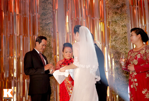 Ngọc Thạch gây sốc với đám cưới tiền tỷ - 12