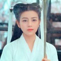 - Giận dữ vì Tiểu Long Nữ mới