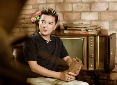 Mr. Đàm mừng sinh nhật trên sân khấu - 1