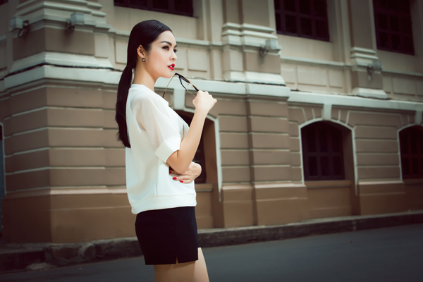 Dương Cẩm Lynh đẹp mê hoặc với vest - 9