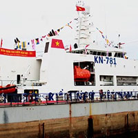 Tin tức trong ngày - Bàn giao tàu kiểm ngư hiện đại nhất Việt Nam