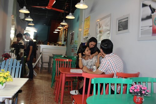 Một ngày theo chân "tiểu Angela Phương Trinh" - 2