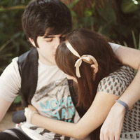 Bạn trẻ - Cuộc sống - Thơ tình: Tình yêu đẹp anh và em