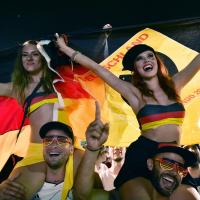 Bóng đá - Mỹ nhân của ĐT Đức & Pháp ''đại náo'' ở Brazil