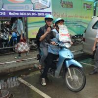 Tin tức trong ngày - Hà Nội: Xe ôm miễn phí phục vụ sĩ tử đi thi đại học