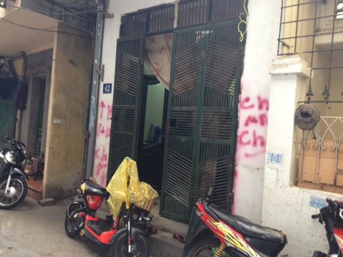 Thực hư chuyện bà cụ hấp hối bị con cháu khiêng ra đường - 2