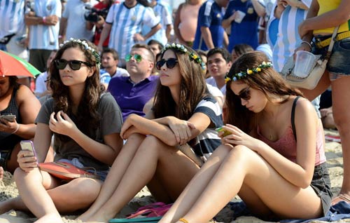 Fan xứ sở Tango "mở tiệc" mừng Argentina thắng Thụy Sỹ - 10