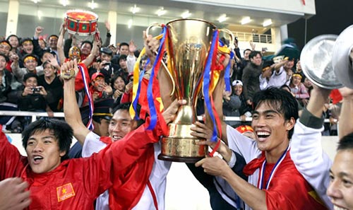 World Cup tạm nghỉ, ĐT Việt Nam thời HLV Miura xuất trận - 1