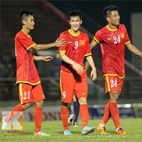Bóng đá - Công Vinh lập hat-trick, ĐT Việt Nam "vùi dập" Myanmar