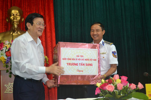 Chủ tịch nước: Sẽ tăng thêm tàu lớn cho CSB và Kiểm ngư - 2
