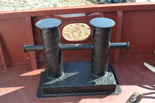 Cận cảnh tàu sắt “khủng” sát cánh ngư dân vươn khơi - 11