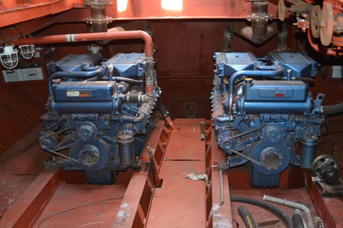 Cận cảnh tàu sắt “khủng” sát cánh ngư dân vươn khơi - 7