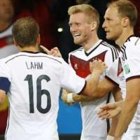 Bóng đá - Sôi động World Cup 3/7: 7 tuyển thủ Đức bị cúm