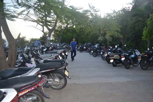 Sĩ tử vái phật cầu may trước ngày vượt vũ môn - 23