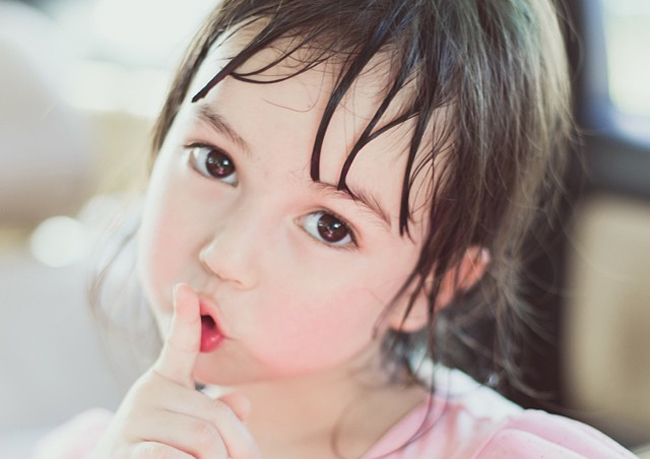 Ngoài ra, thiên thần nhí cũng&nbsp;góp mặt trong các show truyền hình ăn khách.&nbsp;
