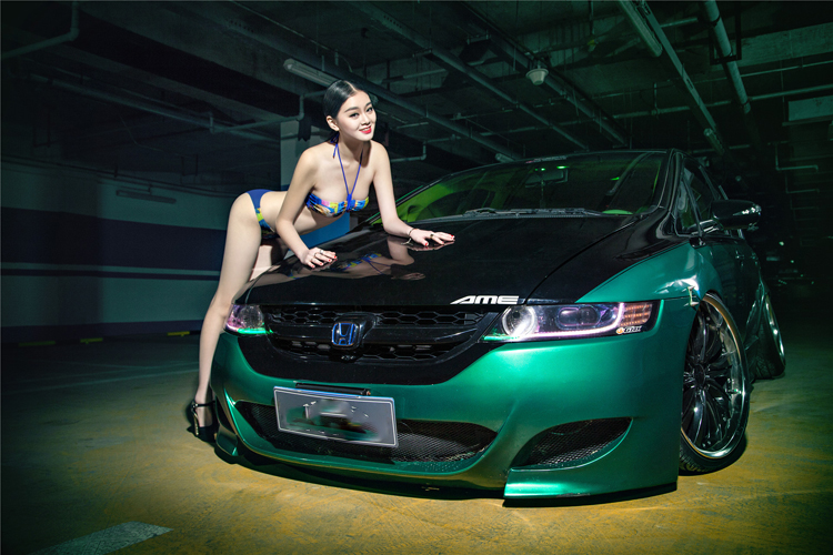 Vũ Thu Thảo sexy bên Yamaha V-Ixion

Những bóng hồng sexy tại Motul Fest 2014

Mãn nhãn ngắm chân dài uốn éo bên siêu xe

Dàn mỹ nữ sexy khoe sắc tại MotoGP 2014

Vòng 1 hờ hững thách thức "ngựa ô" Ferrari
