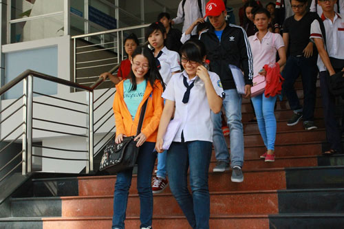 Môn Lý: Thí sinh bất ngờ với câu hỏi có hình vẽ - 2