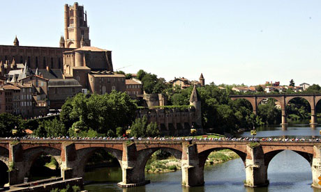 Pháp: Phụ huynh đâm chết giáo viên ngay trong lớp học - 2