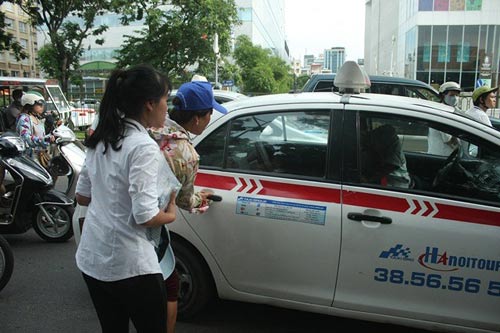 Những dịch vụ 'hái ra tiền' mùa thi đại học - 4