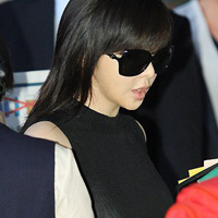 Ca nhạc - MTV - Park Bom (2NE1) xuất hiện lần đầu sau scandal ma túy