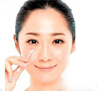 Khám phá 5 cách làm đẹp từ chiếc tăm bông - 4