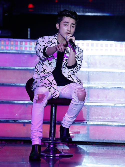 Tuổi mới, Sơn Tùng mong mua được nhà cho bố mẹ - 6