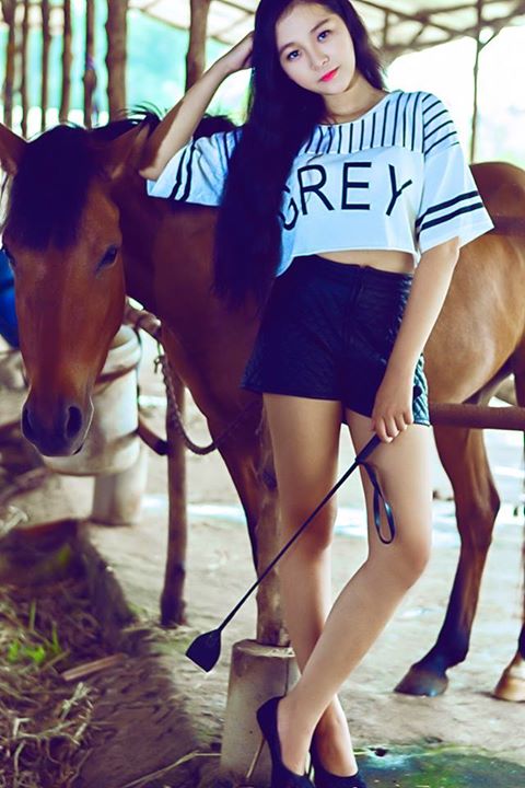 Một ngày theo chân "tiểu Angela Phương Trinh" - 14