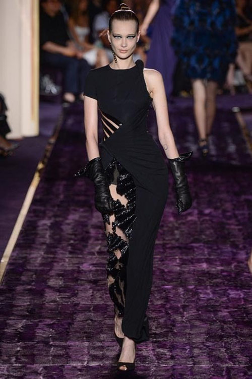 Quyền lực tối thượng đến từ những chiếc váy xa xỉ - 12