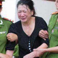 Pháp luật - Nguyên giám đốc bệnh viện tâm thần bị... tâm thần