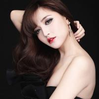 Ngôi sao điện ảnh - Bích Phương kiêu kỳ "lột xác"