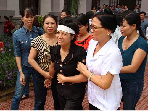 Tự biện hộ rồi xin tòa ban cho án tử hình - 2