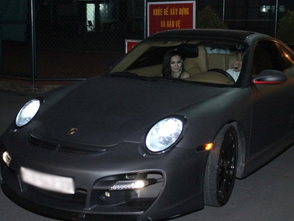 4 nửa kia của sao Việt luôn né tránh dư luận - 11