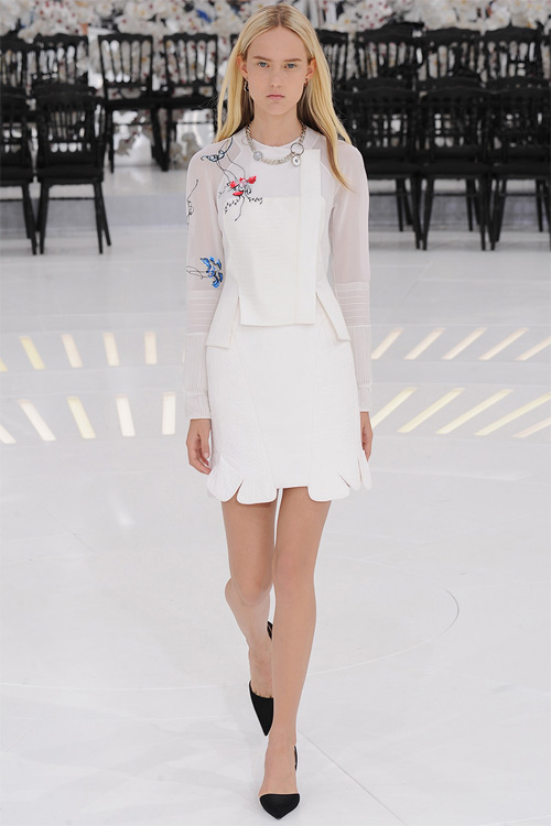 Rung động trước một Dior thanh khiết và tinh tế - 7