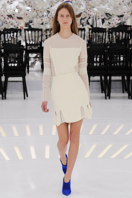 Rung động trước một Dior thanh khiết và tinh tế - 11