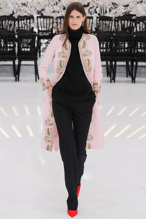 Rung động trước một Dior thanh khiết và tinh tế - 14