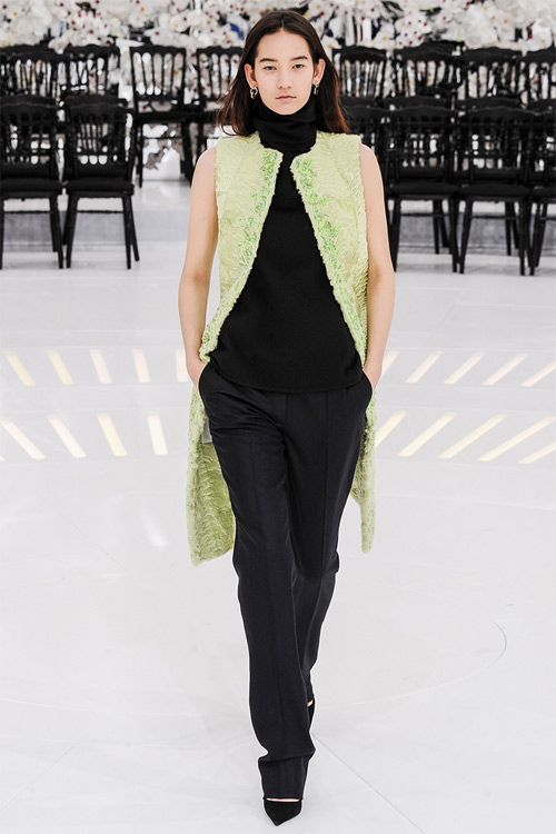 Rung động trước một Dior thanh khiết và tinh tế - 17