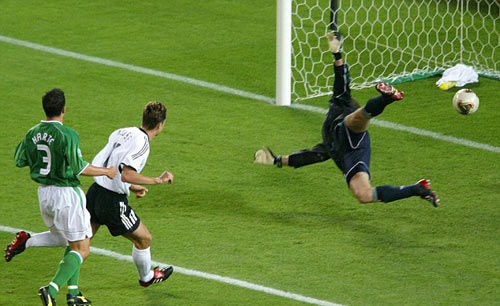 Hành trình đưa Klose thành "vua dội bom" - 4