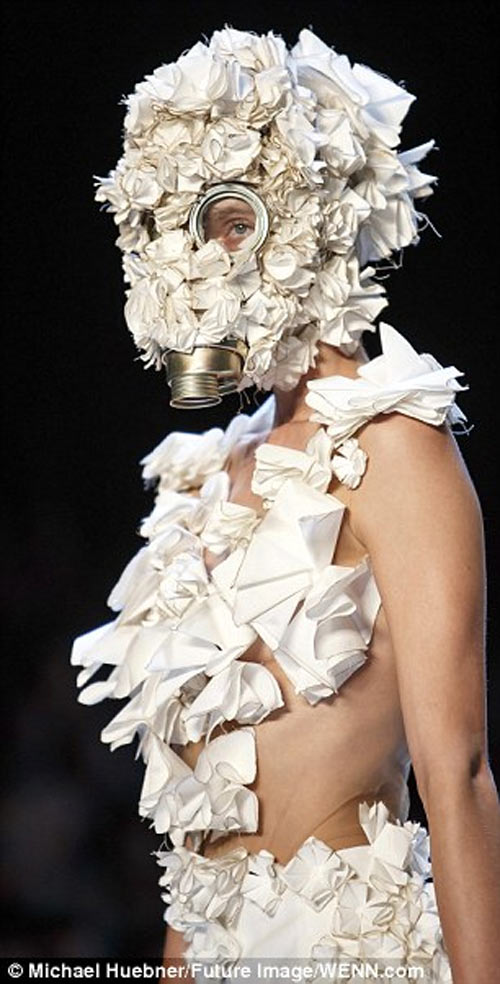 1001 kiểu trang phục không ai dám mặc - 1