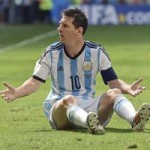 Bóng đá - Chưa cần lên ngôi, Messi sắp vượt qua Maradona