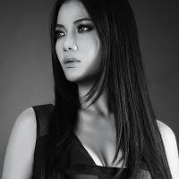 Phim - Trương Ngọc Ánh bị "điểm huyệt" trong Hương ga