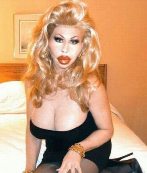 Những người thích biến mình thành dị nhân - 2