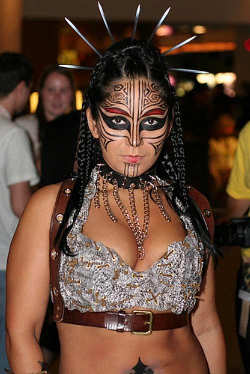 Những người thích biến mình thành dị nhân - 12