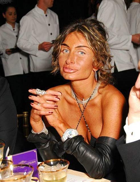 Những người thích biến mình thành dị nhân - 4